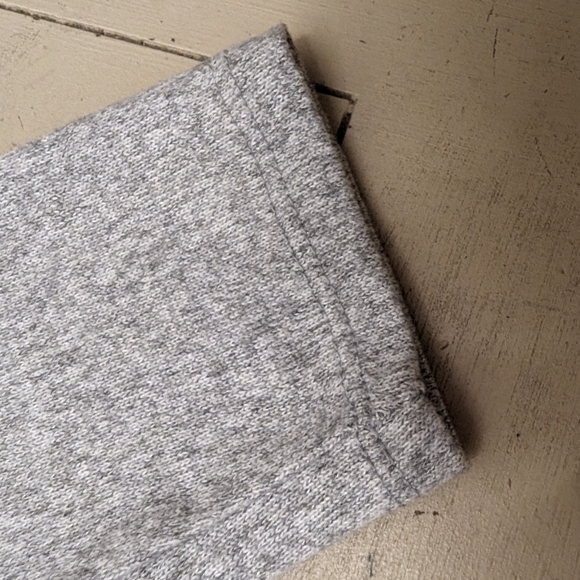 89th + Madison gray & silver cold shoulder sweater extra large XL NWT - Picture 7 of 13